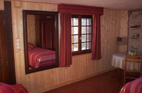 Mardilly Manoir Du Val Harangt Bed & Breakfast 部屋 写真